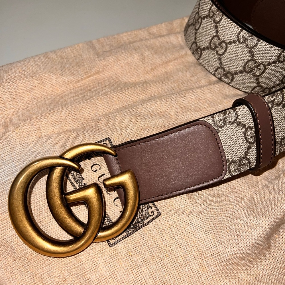 GG belt with double G buckle